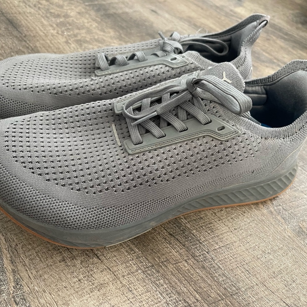 Women’s Flux Runner